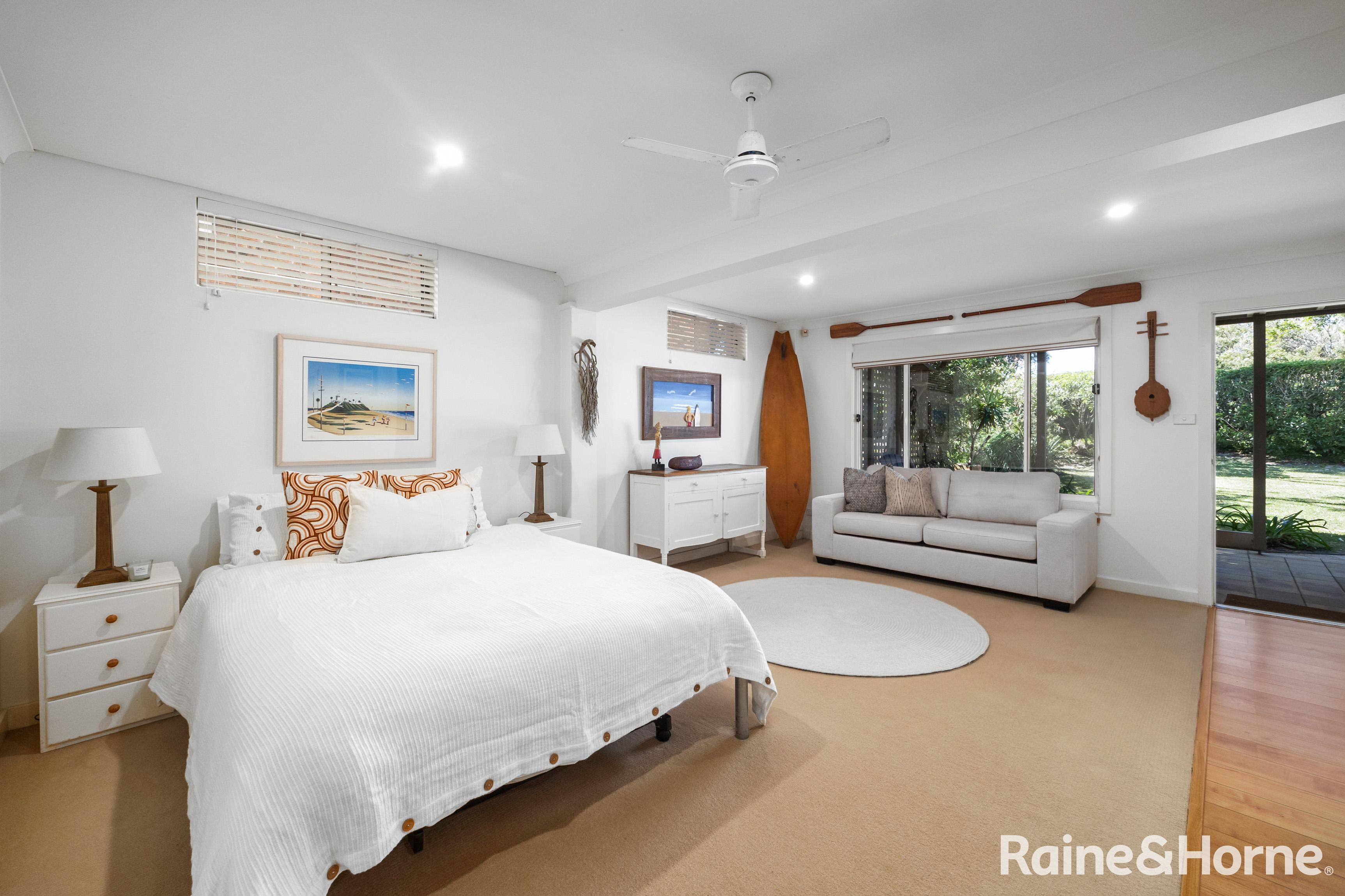 14 MITCHELL PDE, MOLLYMOOK BEACH NSW 2539, 0 Bedrooms, 0 Bathrooms, House