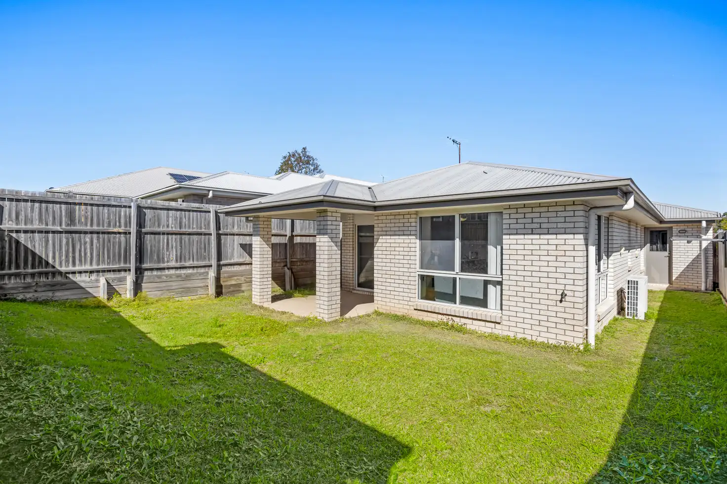 20 TAPPEN ST, YARRABILBA QLD 4207, 0 chambres, 0 salles de bain, House