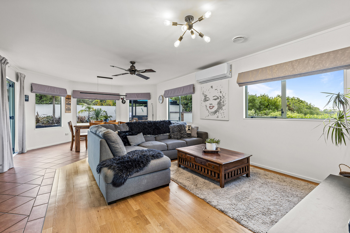 4 Farnell Place, Gulf Harbour, Rodney, 3 રૂમ, 2 બાથરૂમ, House