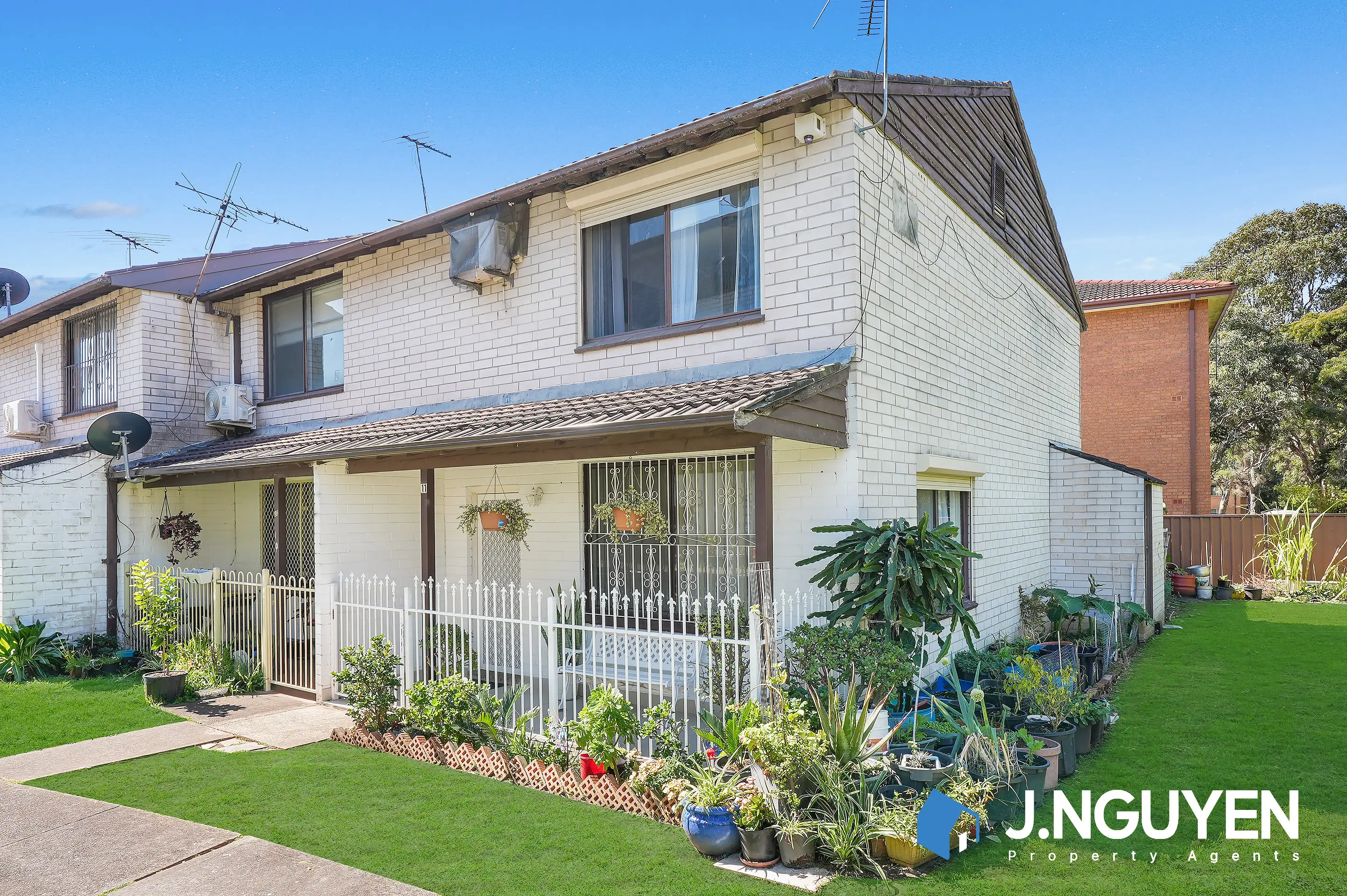UNIT 11 76-80 MCBURNEY RD, Cabramatta, South Western Suburbs, 0 ห้องนอน, 0 ห้องน้ำ, Townhouse