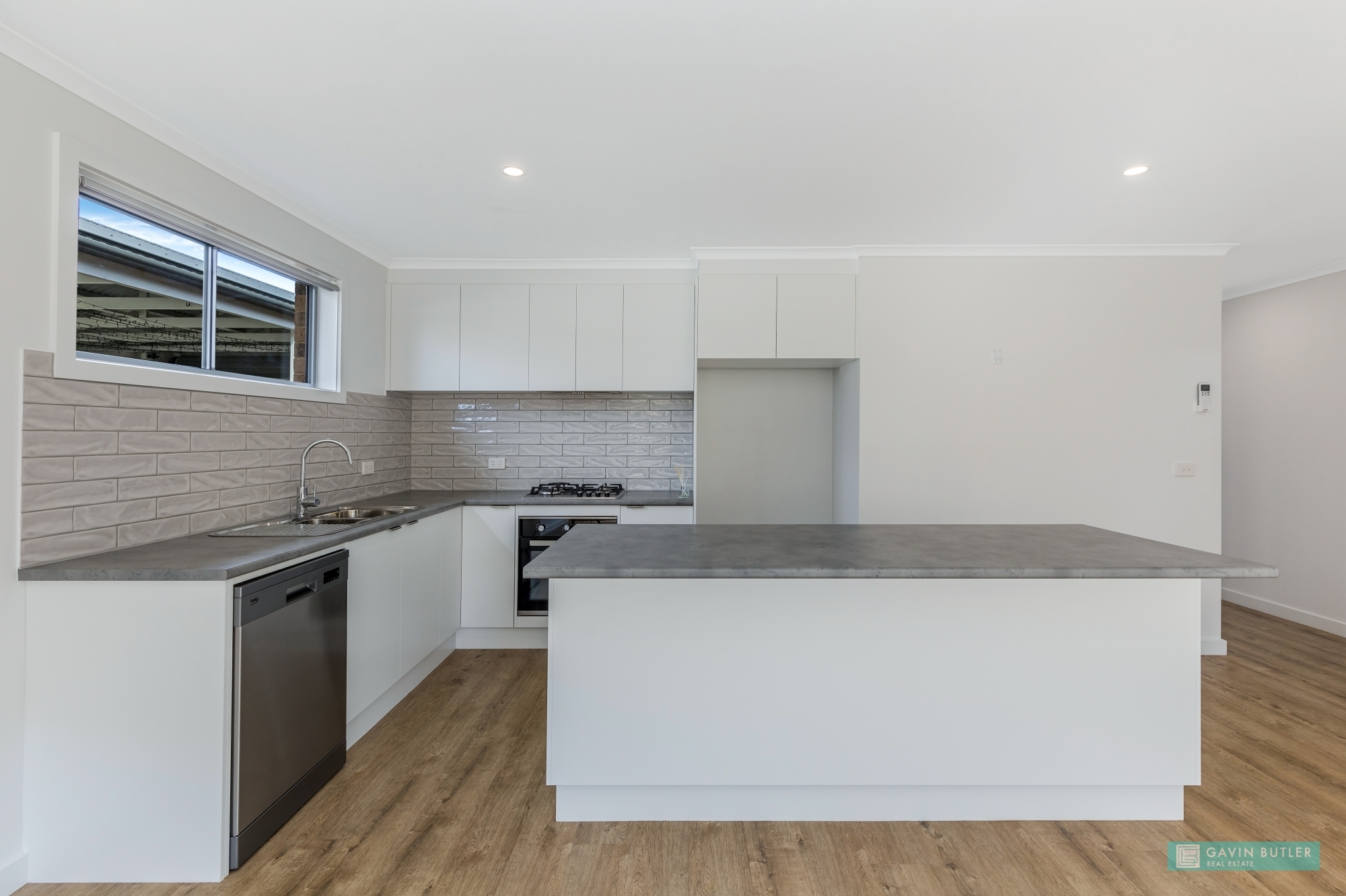 UNIT 1 3 STATION ST, Kangaroo Flat, Bendigo, 0 ห้องนอน, 0 ห้องน้ำ, House