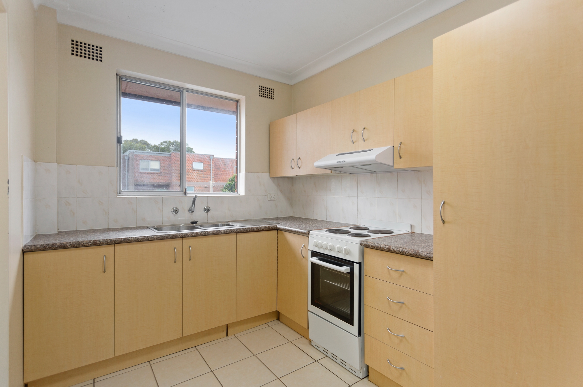 UNIT 6 28 FLORA ST, Roselands, South Western Suburbs, 0 침실, 0 욕실, Unit