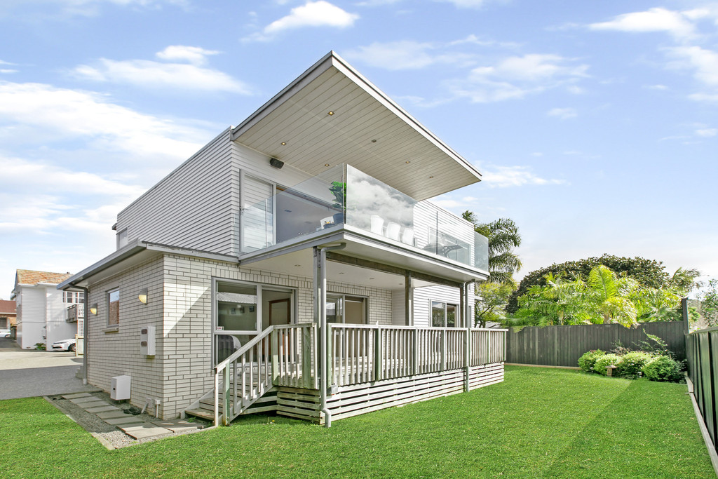 Residential  Mixed Housing Urban Zone