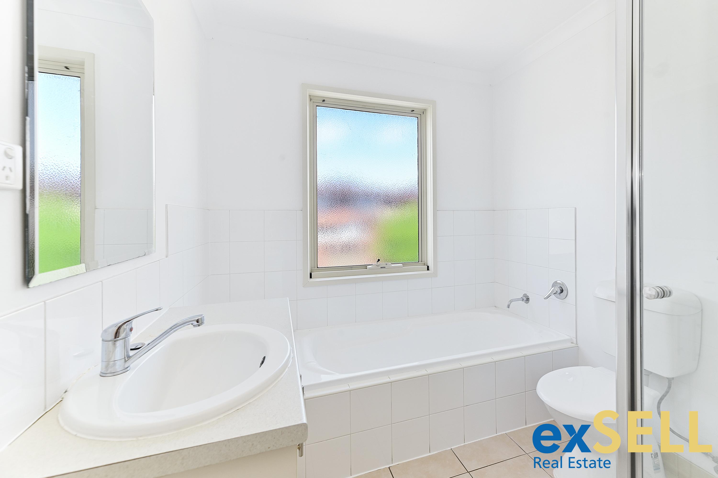 UNIT 2 19 HEMMINGS ST, Dandenong, South East Melbourne, 0房, 0浴, House