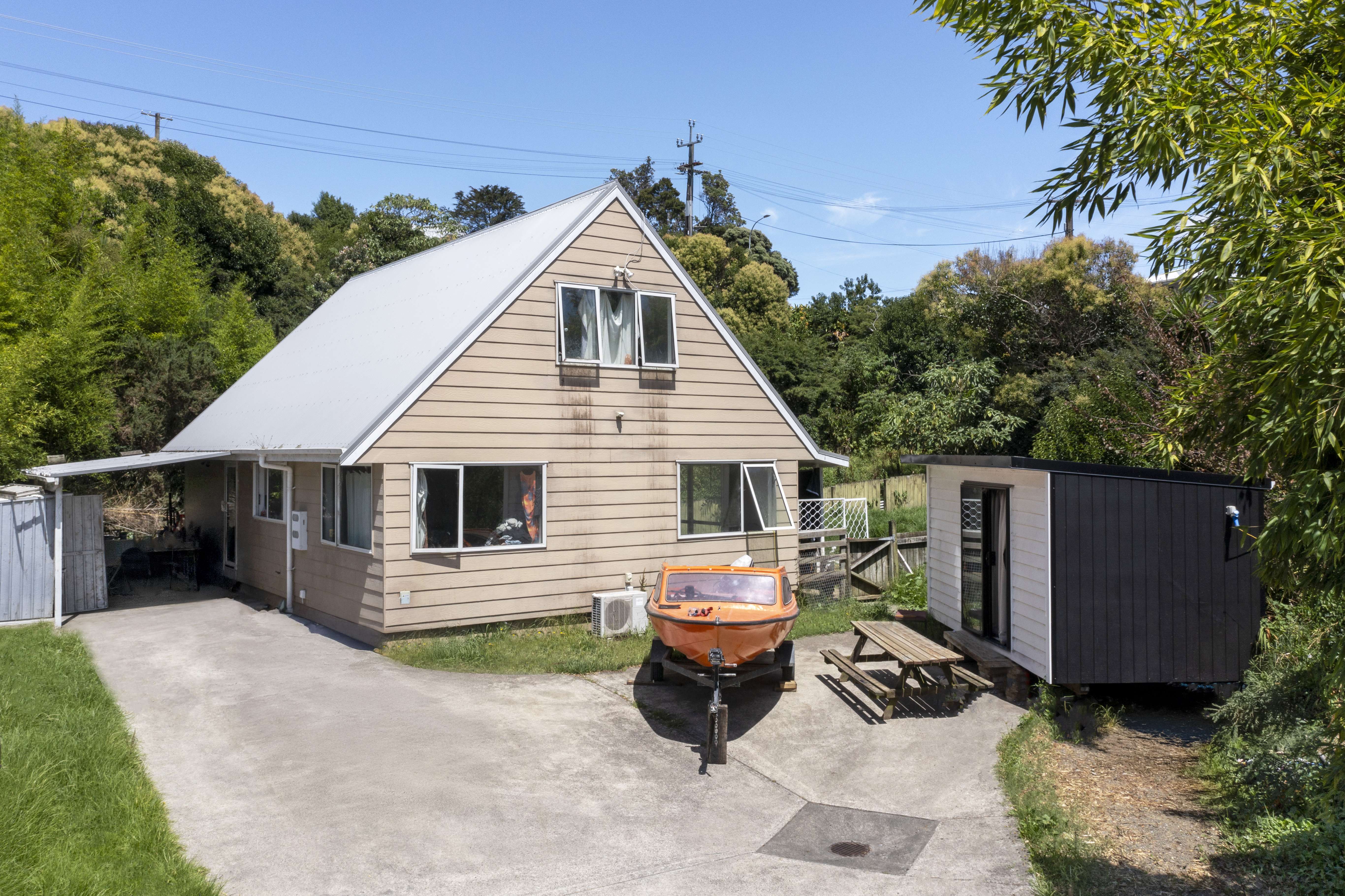 36a Main Road, Raglan, Waikato, 4 ห้องนอน, 1 ห้องน้ำ, House