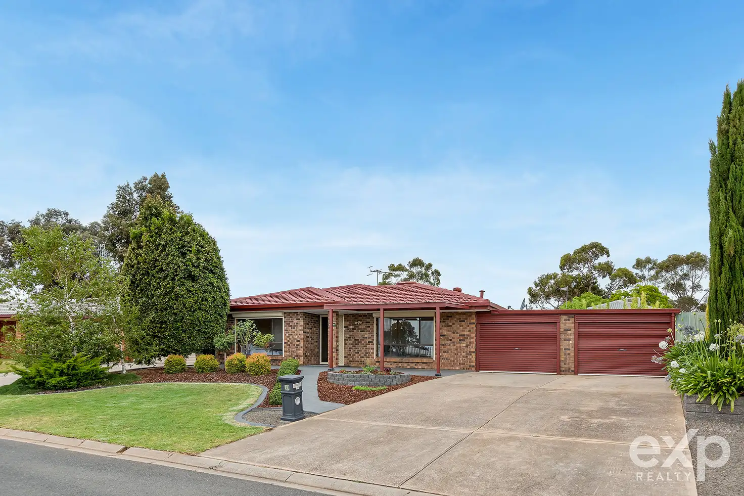 17 MILDERA CR, Craigmore, Northern Adelaide, 0 कमरे, 0 बाथरूम, House