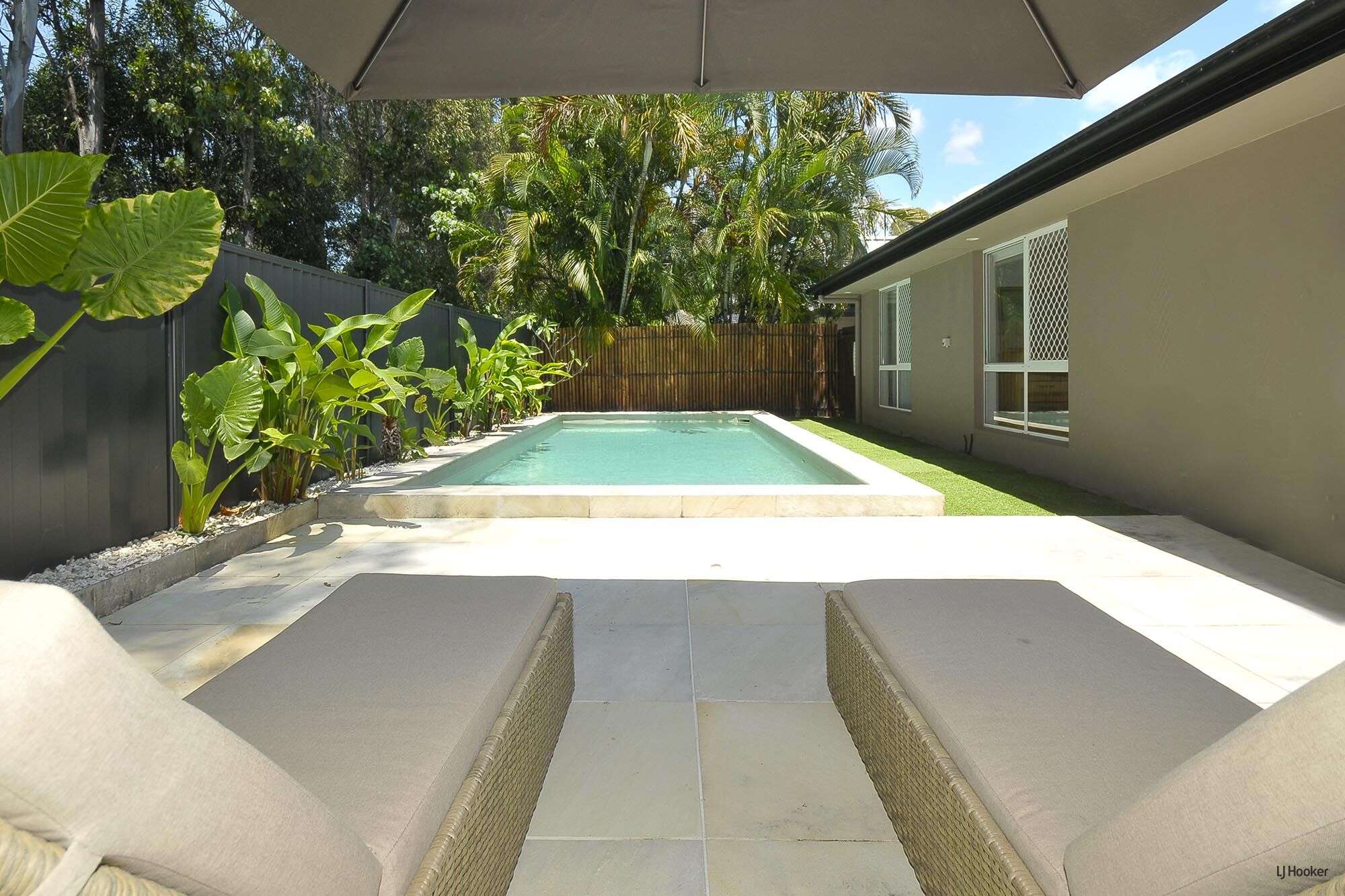 7 SEVILLE CCT, BURLEIGH WATERS QLD 4220, 0 Bedrooms, 0 Bathrooms, House