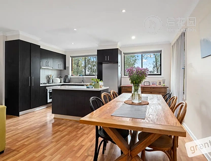 59 FAIRHOLME BVD, BERWICK VIC 3806, 0 rūma, 0 rūma horoi, Townhouse