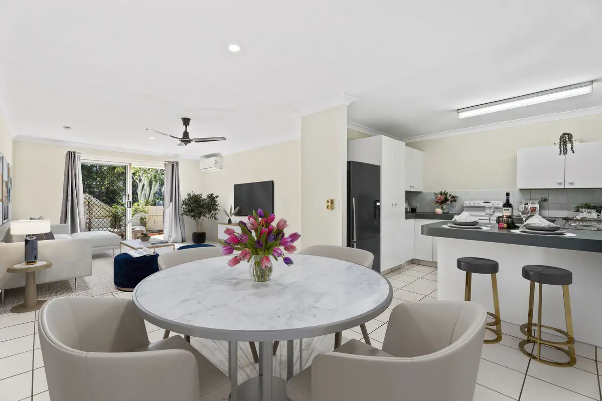 UNIT 15 10 HOLLYWELL RD, Biggera Waters, Gold Coast, 0 Kuwarto, 0 Banyo, Townhouse