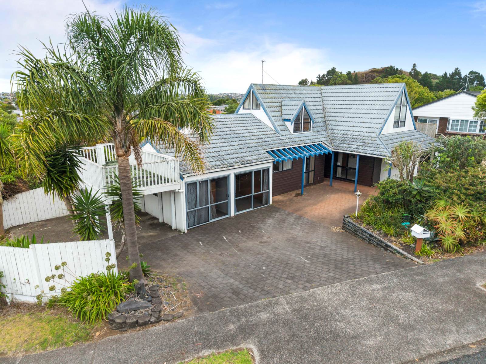 23 Mark Edward Drive, Half Moon Bay, Manukau City, 4 कमरे, 2 बाथरूम, House