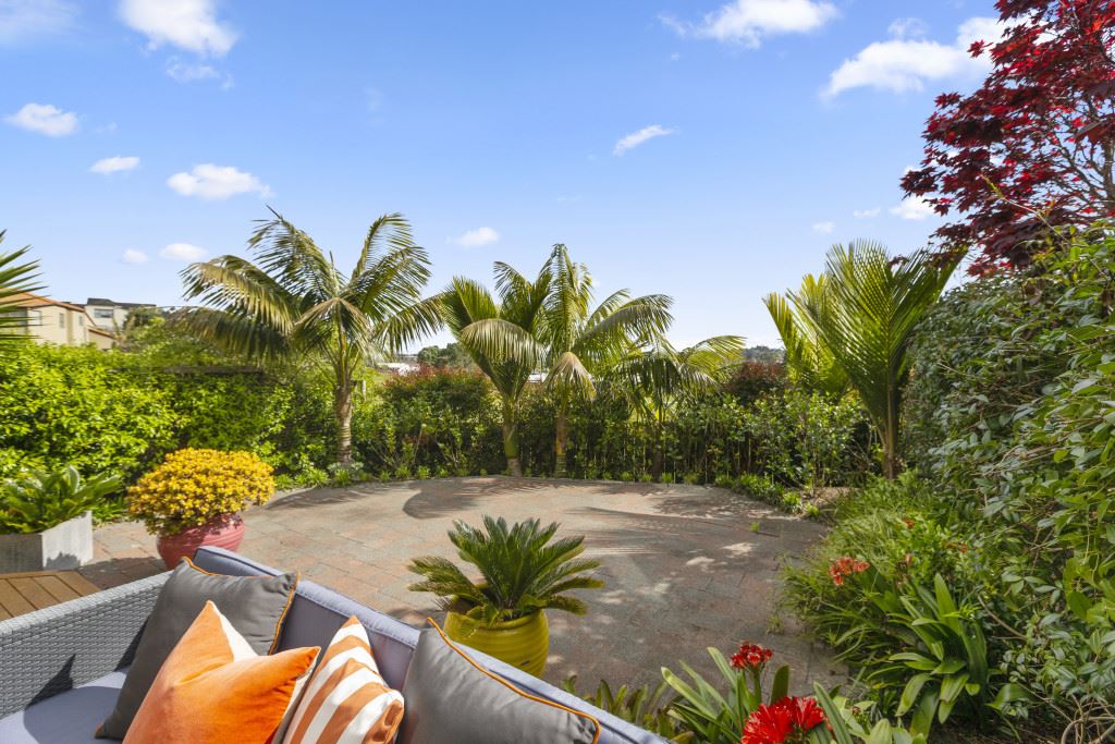 24/8 Tobago Place, Sunnynook, North Shore City, 2 રૂમ, 1 બાથરૂમ