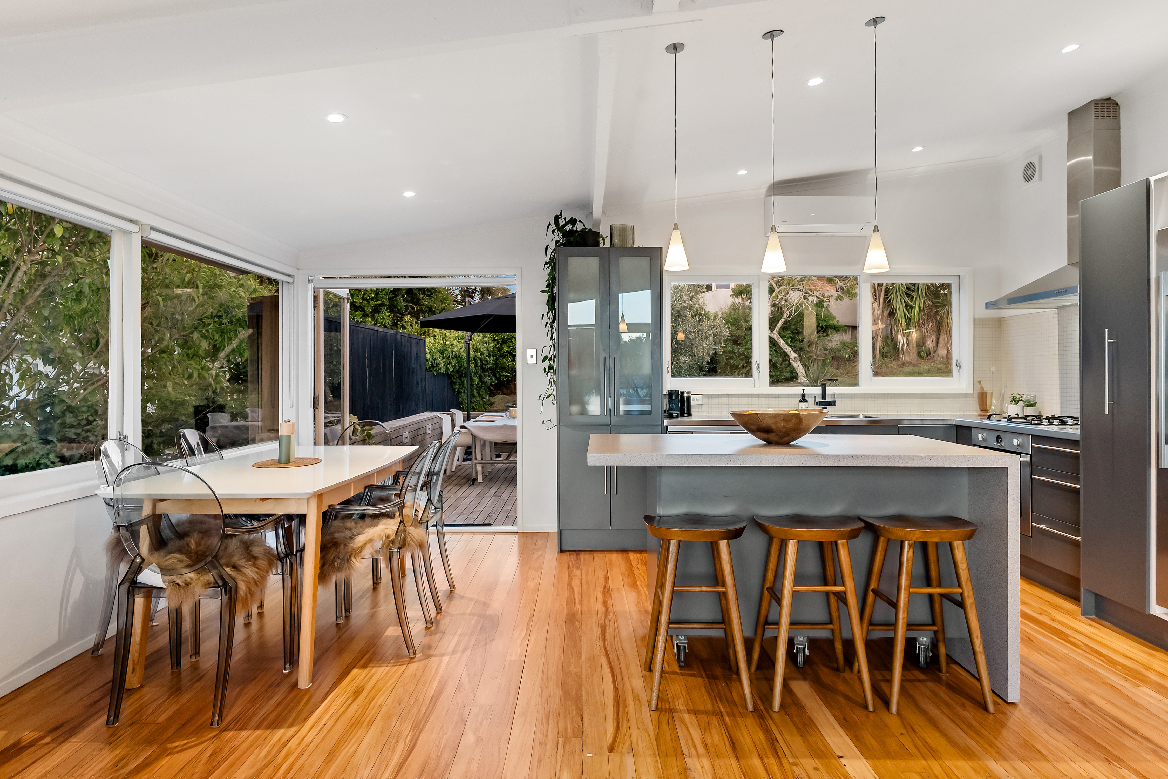 23 Blakeborough Drive, Forrest Hill, North Shore City, 3部屋, 1バスルーム, House