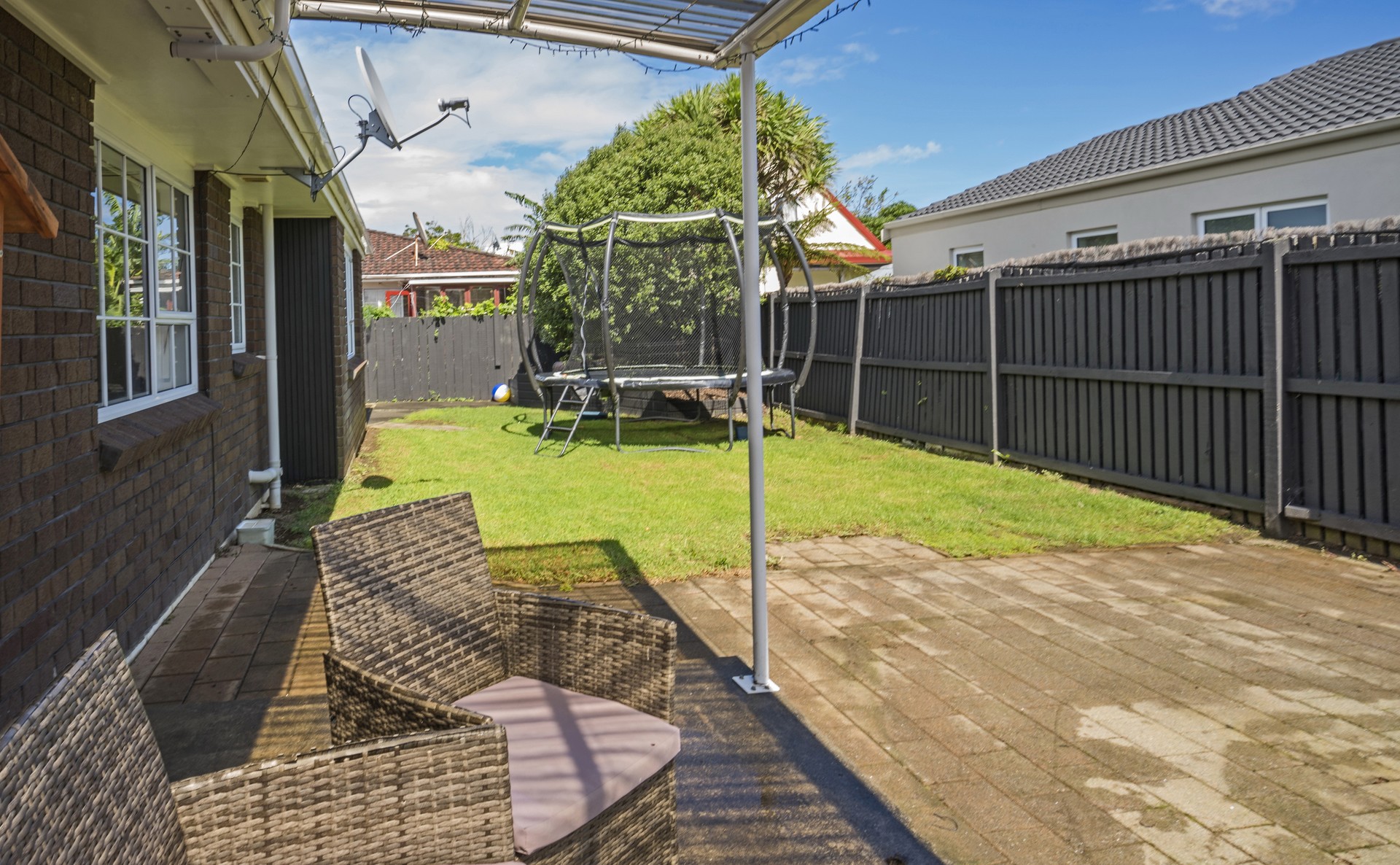 1 Tate Grove, Half Moon Bay, Manukau City, 3 ਕਮਰੇ, 2 ਬਾਥਰੂਮ