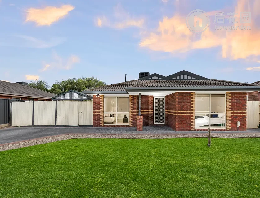 13 MCCABE DR, EPPING VIC 3076, 3 침실, 2 욕실, House