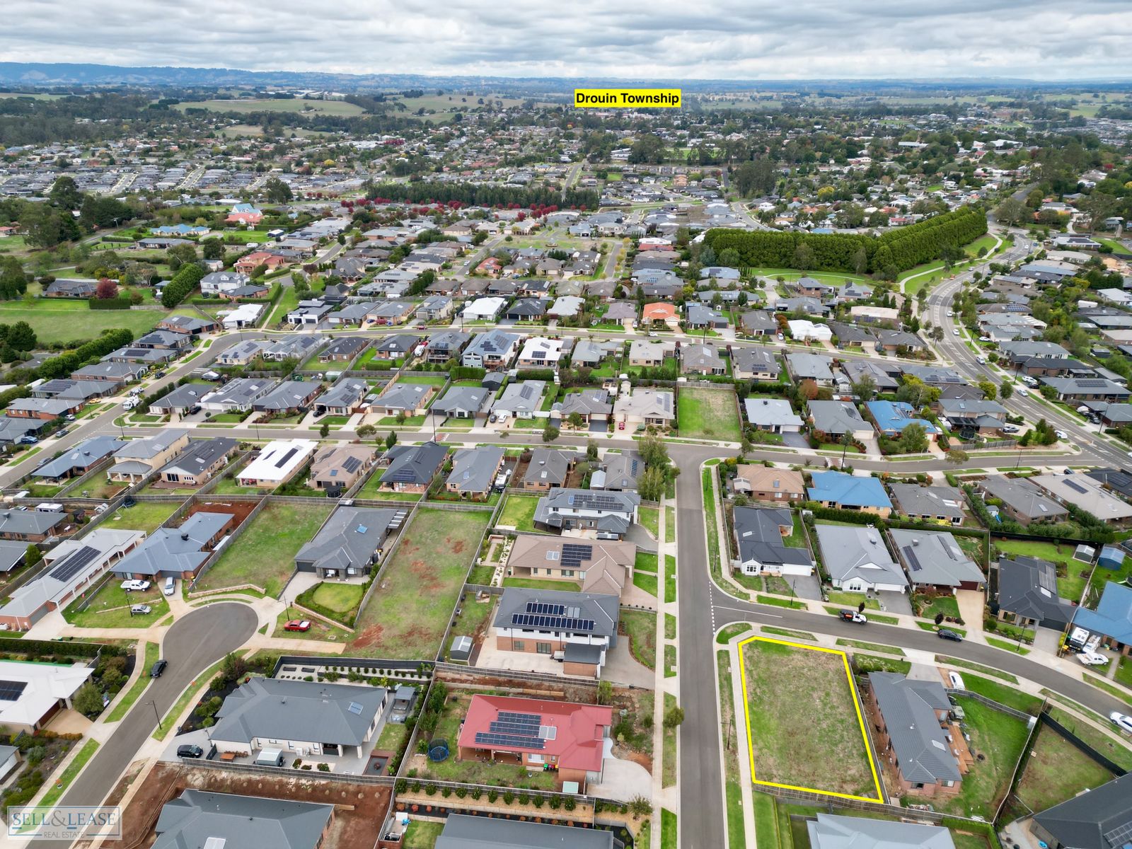 17 SILVERTOWN RD, Drouin, Traralagon , 0 Bedrooms, 0 Bathrooms, Section