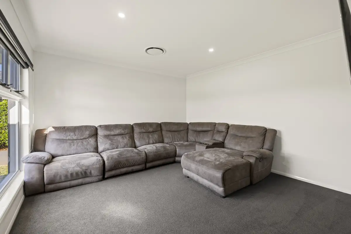 82 WEBCKE CR, KLEINTON QLD 4352, 0房, 0浴, House