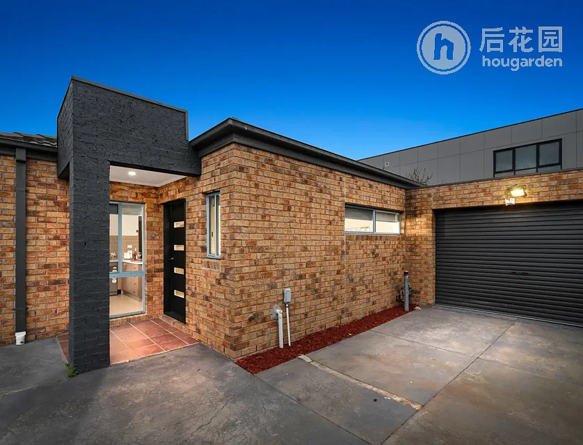 Unit 2/11 LLOYD AVENUE, EPPING, 3 침실, 2 욕실, Unit