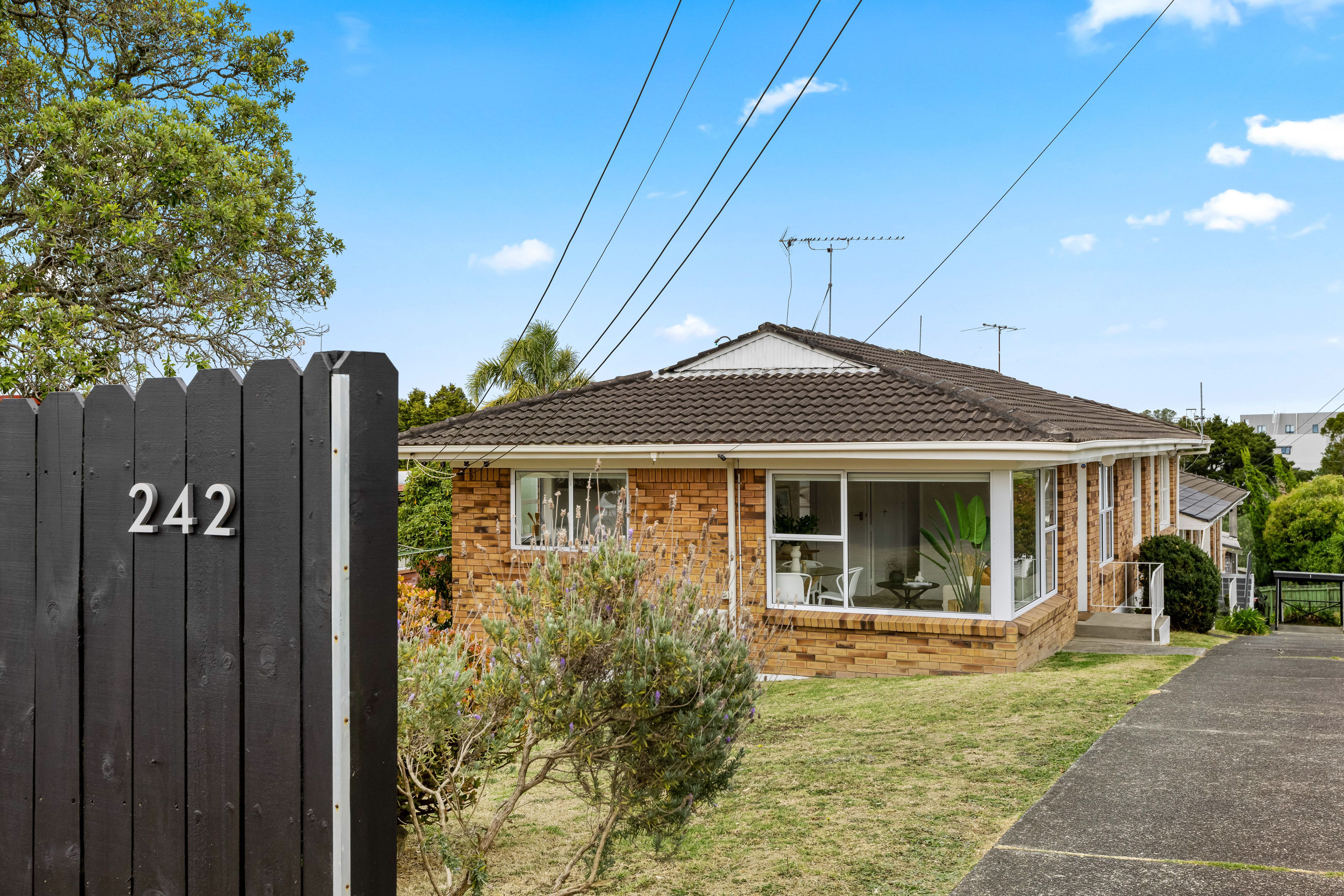 1/242 Onewa Road, Birkenhead, Auckland - North Shore, 2 Bedrooms, 1 Bathrooms, Unit