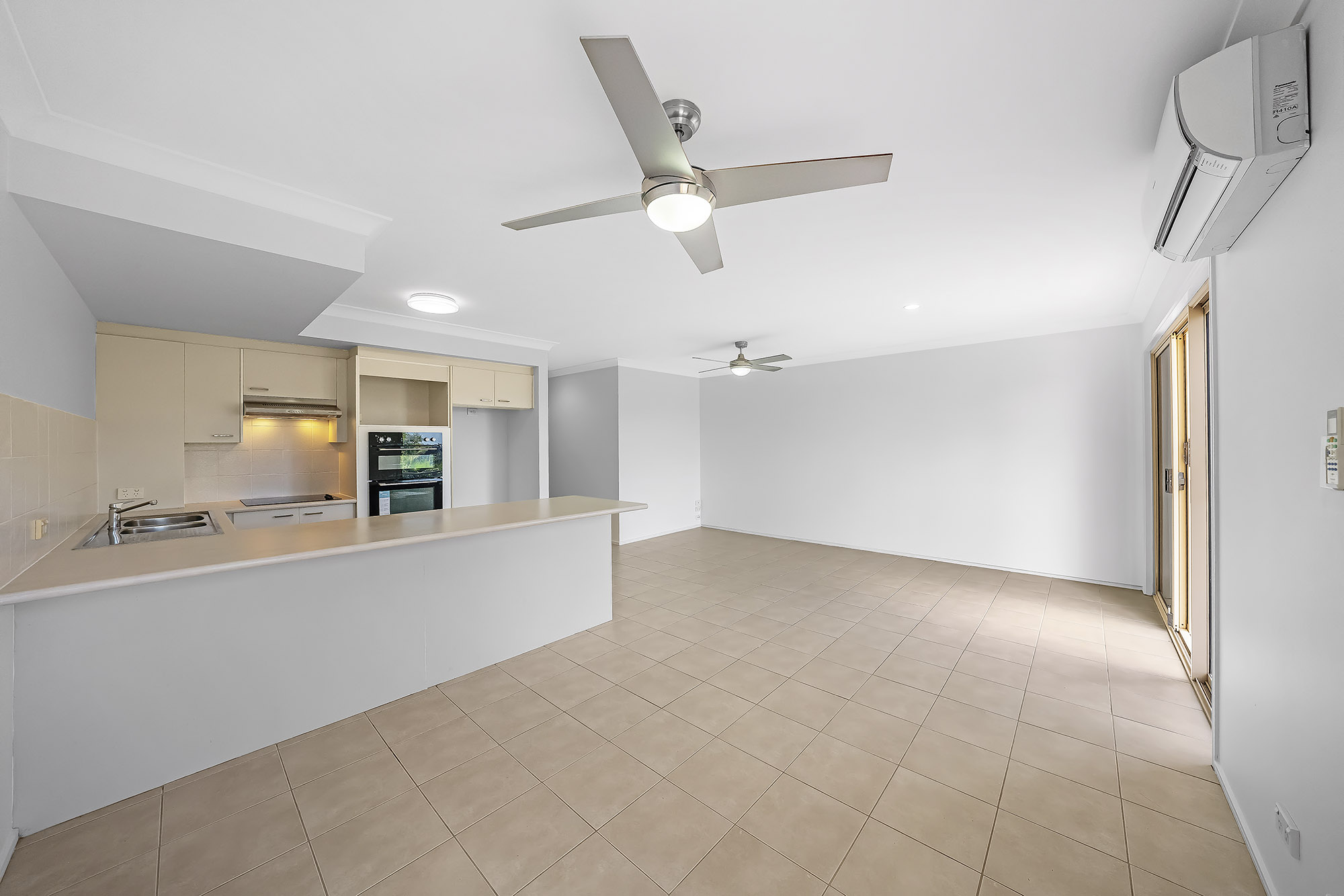UNIT 7 4 LOWOOD CT, Varsity Lakes, Gold Coast, 0 habitaciones, 0 baños, Townhouse
