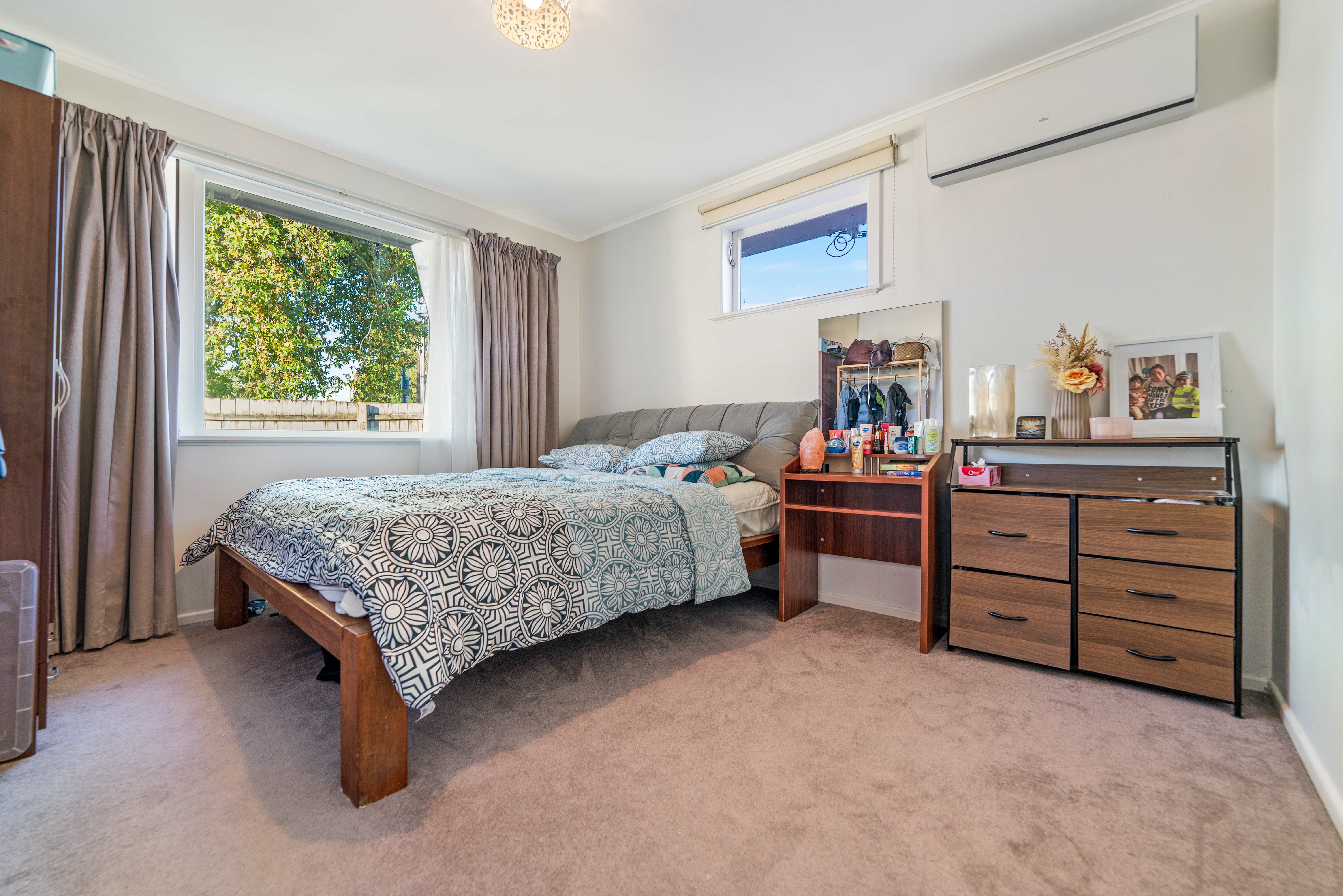 27 Fairdene Avenue, Henderson, Waitakere City, 3房, 2浴, House
