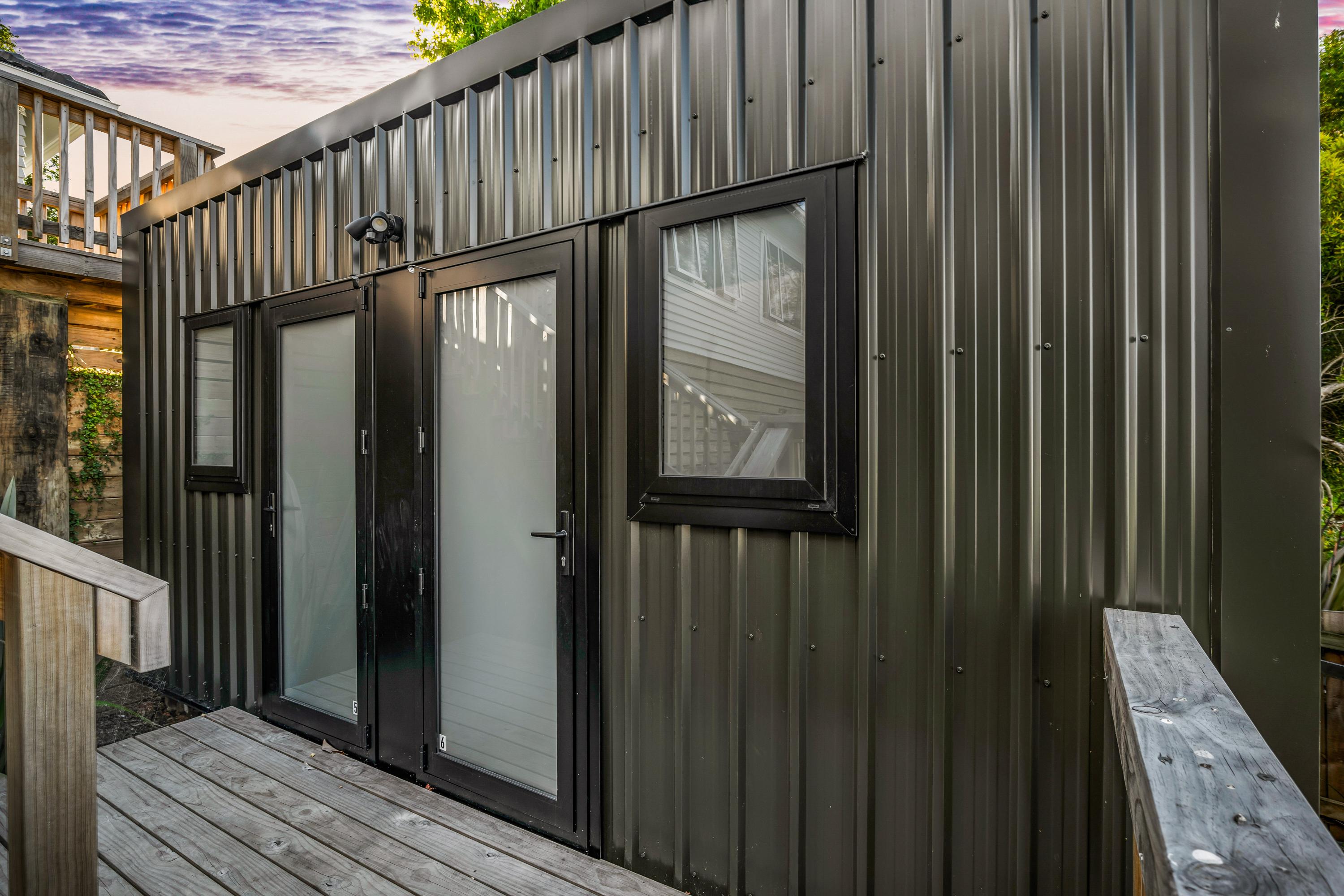9 Fitzwater Place, Henderson, Waitakere City, 4 Kuwarto, 2 Banyo, House