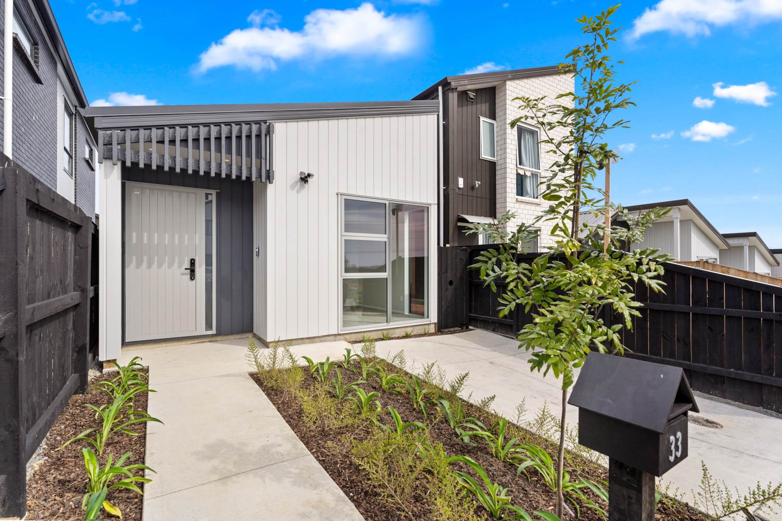 33 Horokaka Street, Massey