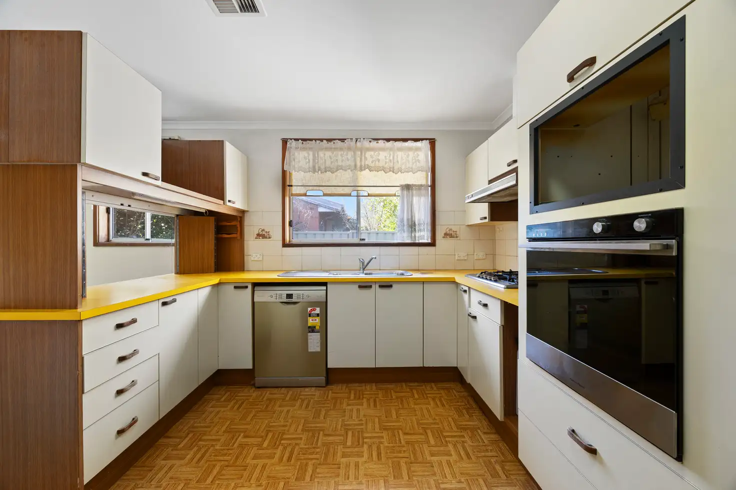 15 NEWTON ST, Hackett, Inner North, 0 Bedrooms, 0 Bathrooms, House