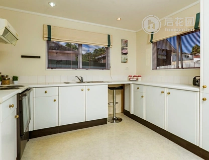 2/10 Selwyn Crescent, Forrest Hill, Auckland - North Shore, 2房, 1浴