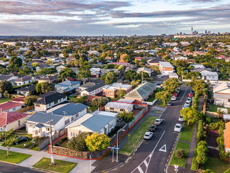 Residential  Mixed Housing Urban Zone
