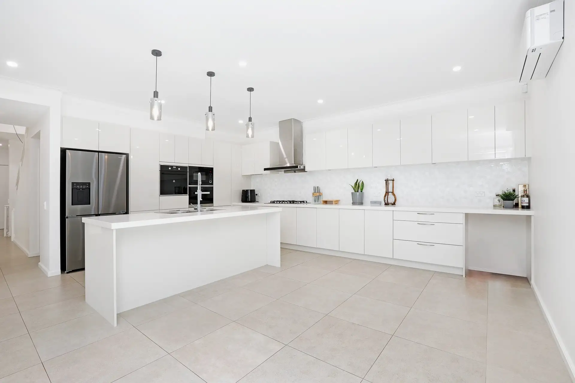12 CURLEW AV, Newington, Parramatta (Northwest suburbs), 0房, 0浴, House
