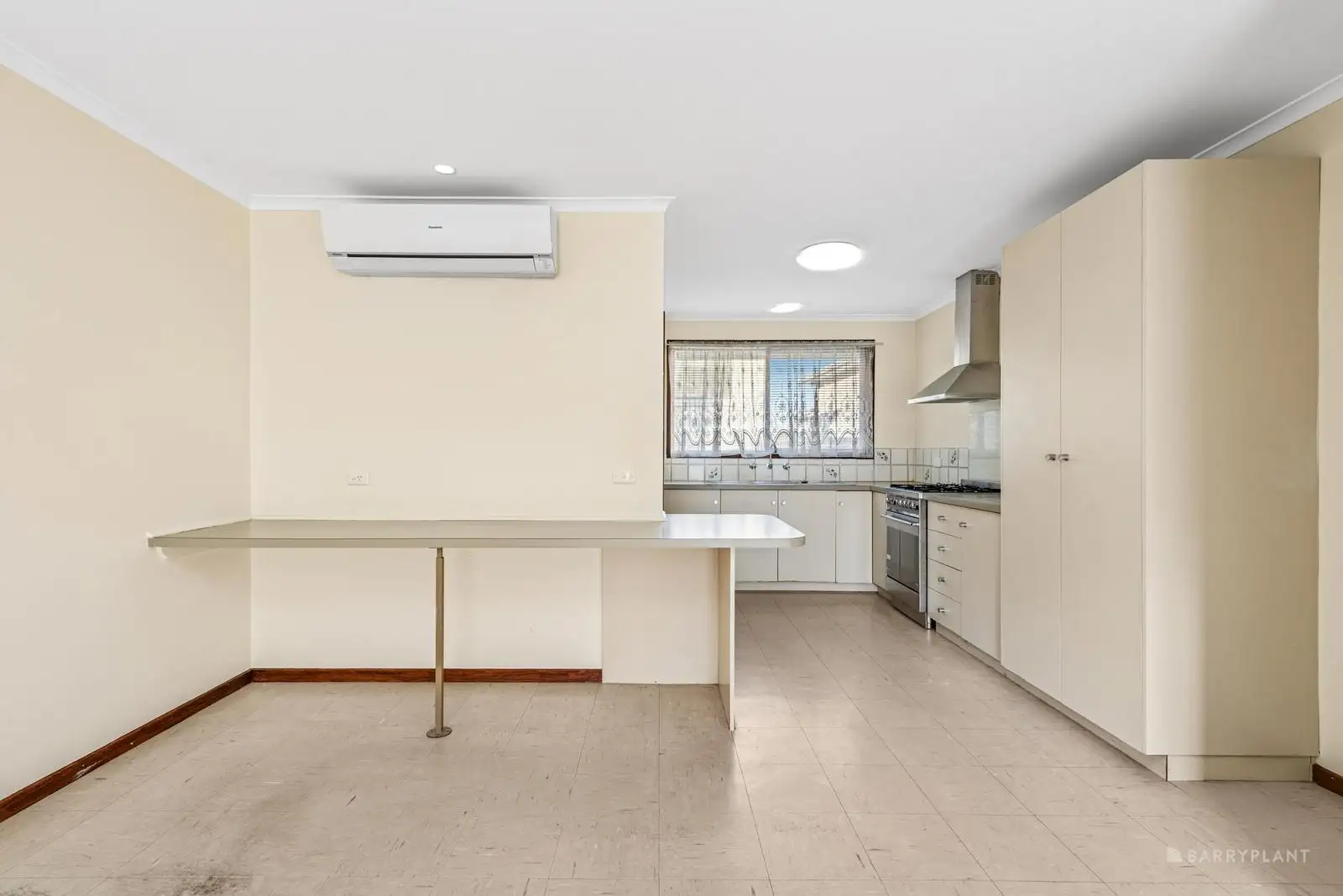 UNIT 8 9-13 PERCY ST, Mitcham, East Melbourne, 0 Bedrooms, 0 Bathrooms, Unit