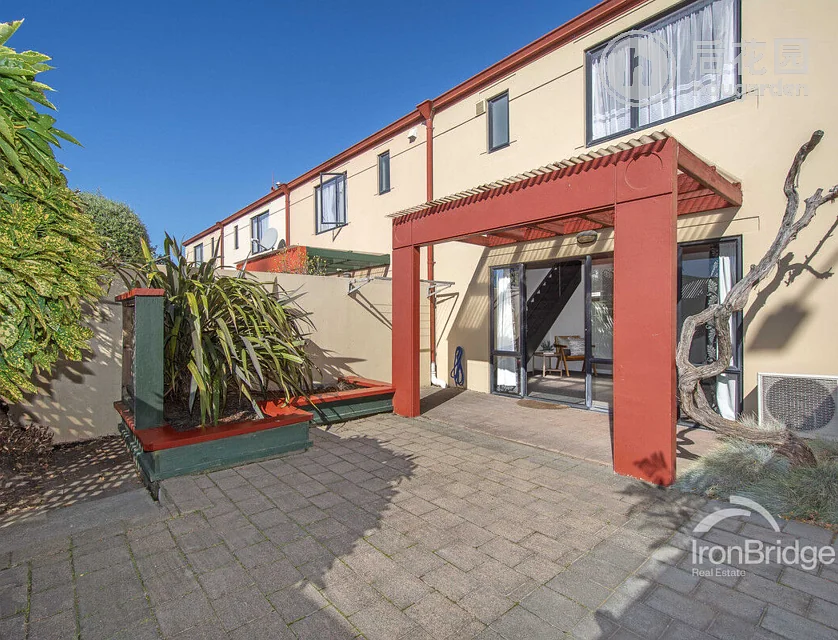 4/42 Stanmore Road, Phillipstown, Christchurch, 2 Schlafzimmer, 1 Badezimmer, Townhouse