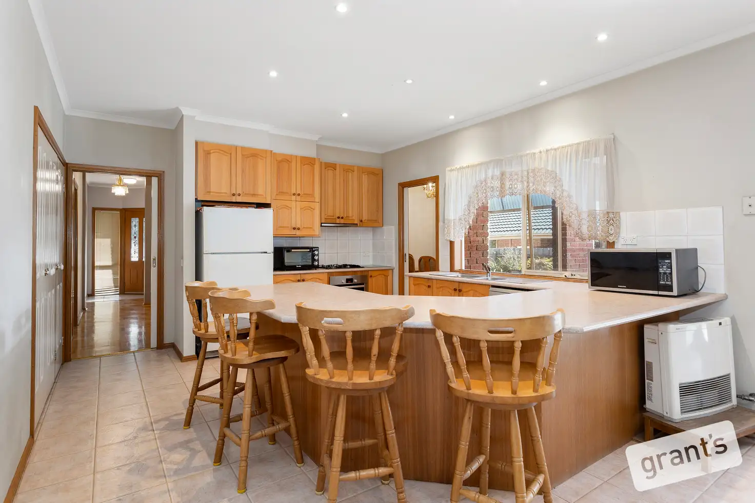 43 MAYFAIR CR, Narre Warren, South East Melbourne, 0 rūma, 0 rūma horoi, House