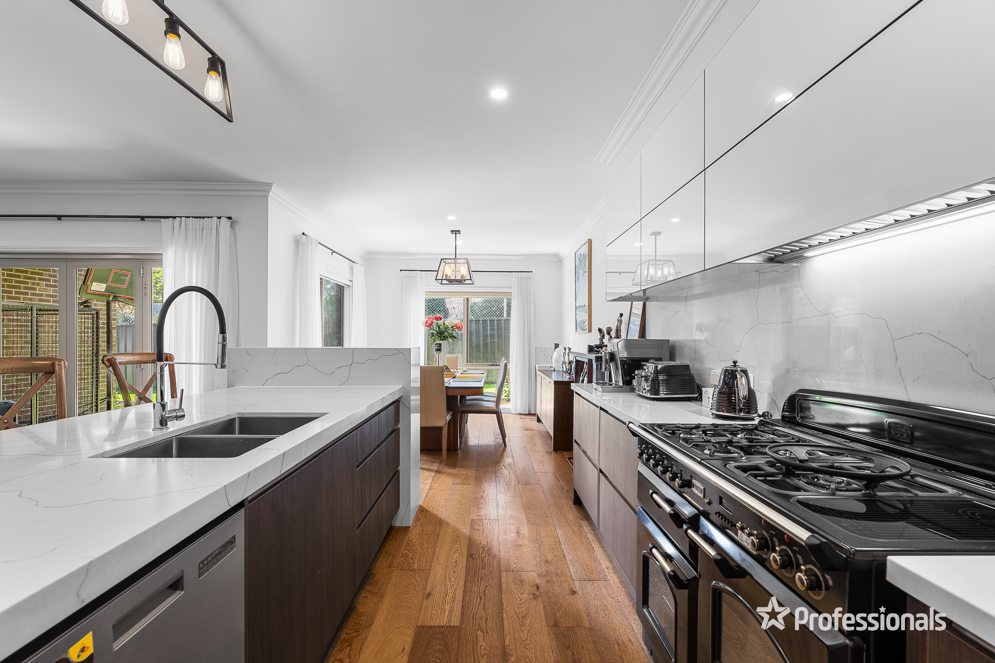 19 AVONHURST DR, Glen Waverley, East Melbourne, 0 rūma, 0 rūma horoi, Townhouse