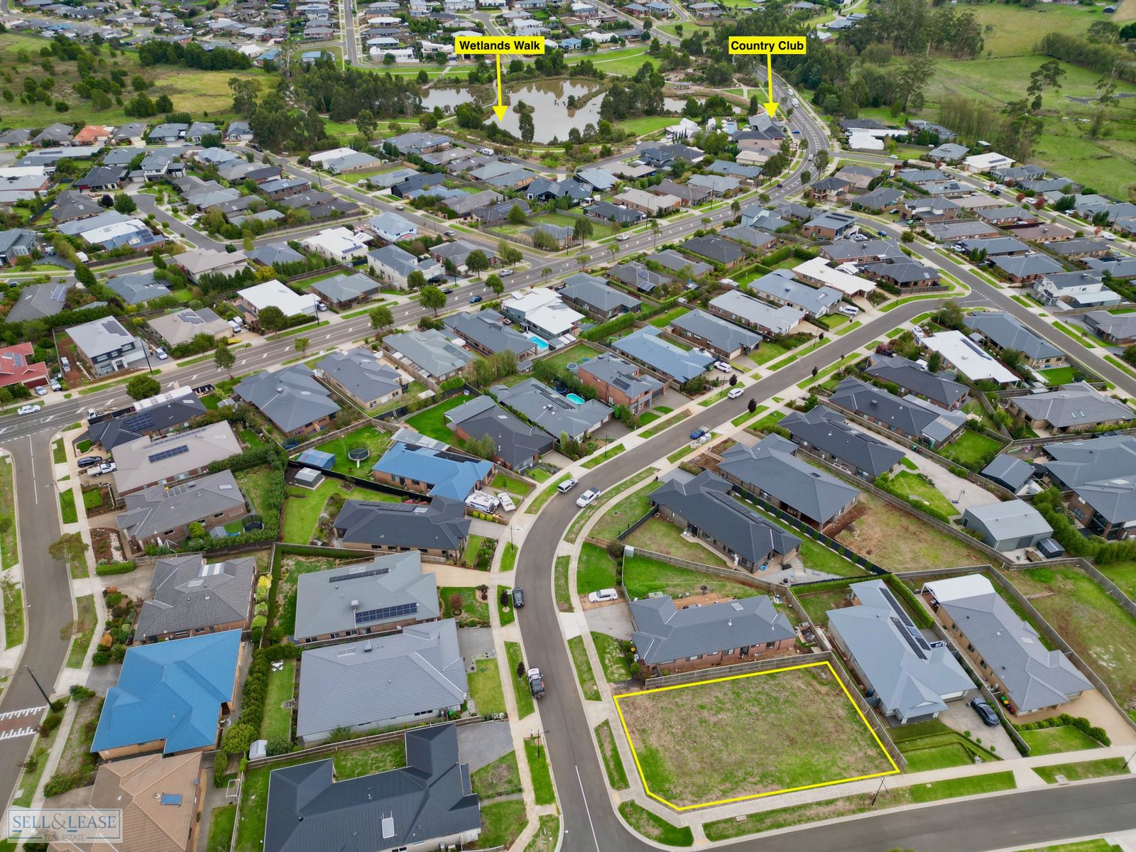 17 SILVERTOWN RD, Drouin, Traralagon , 0 Bedrooms, 0 Bathrooms, Section