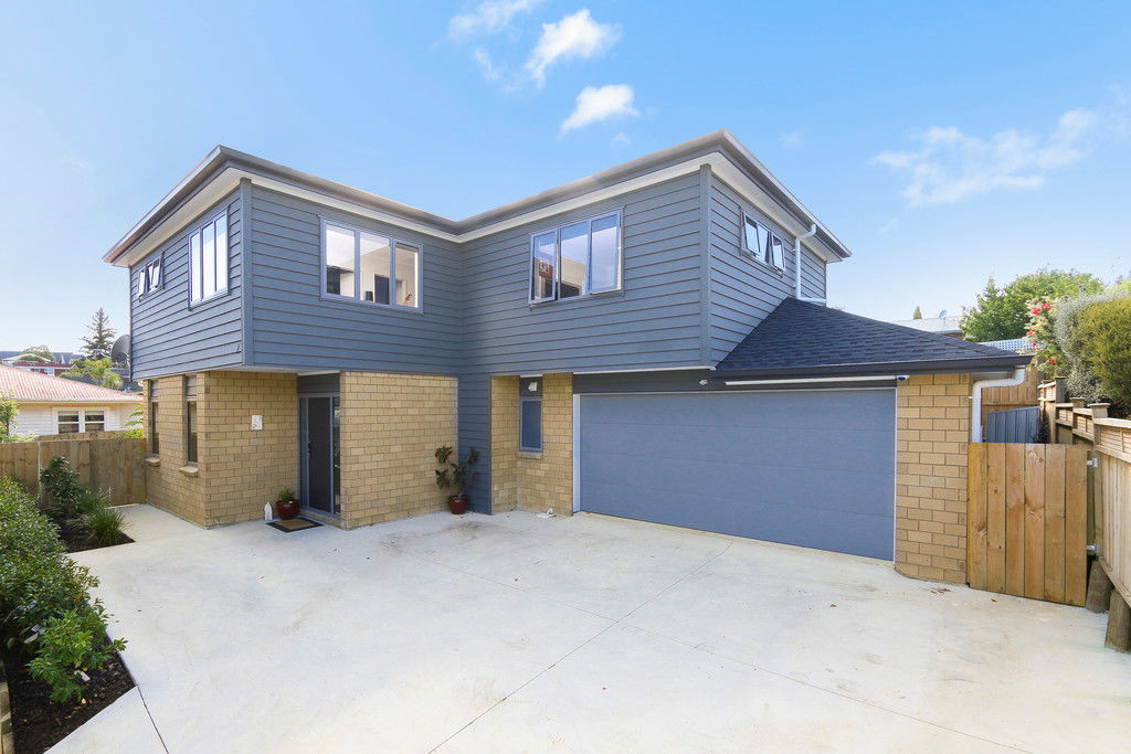 Residential  Mixed Housing Urban Zone