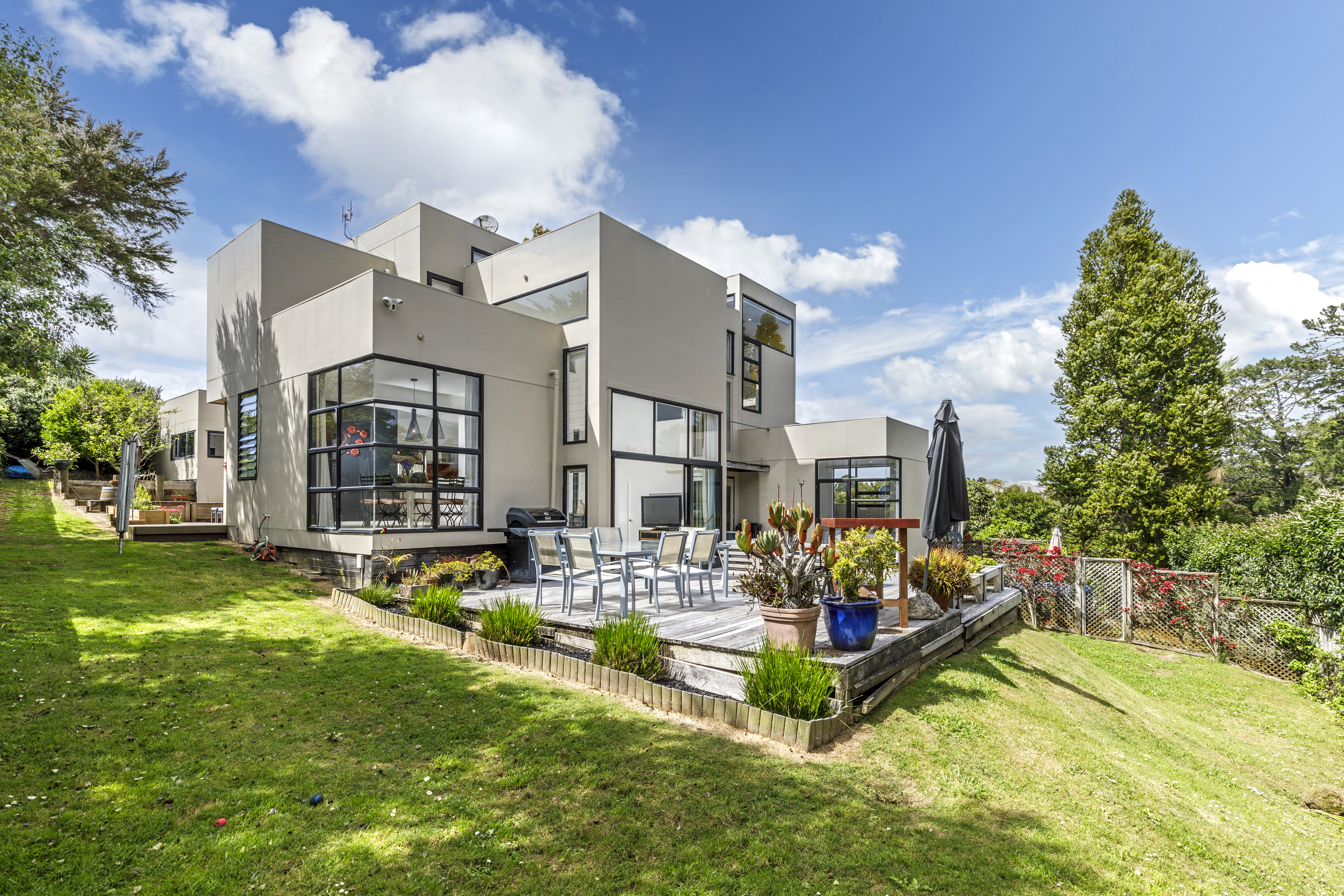 Residential  Single House Zone