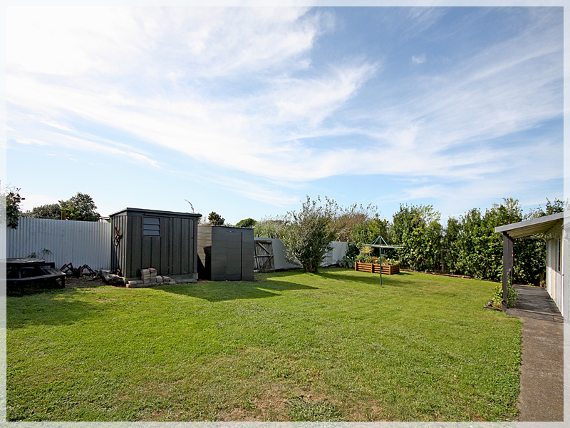 27 Nuku Street, Tangimoana, Manawatu, 2 कमरे, 1 बाथरूम