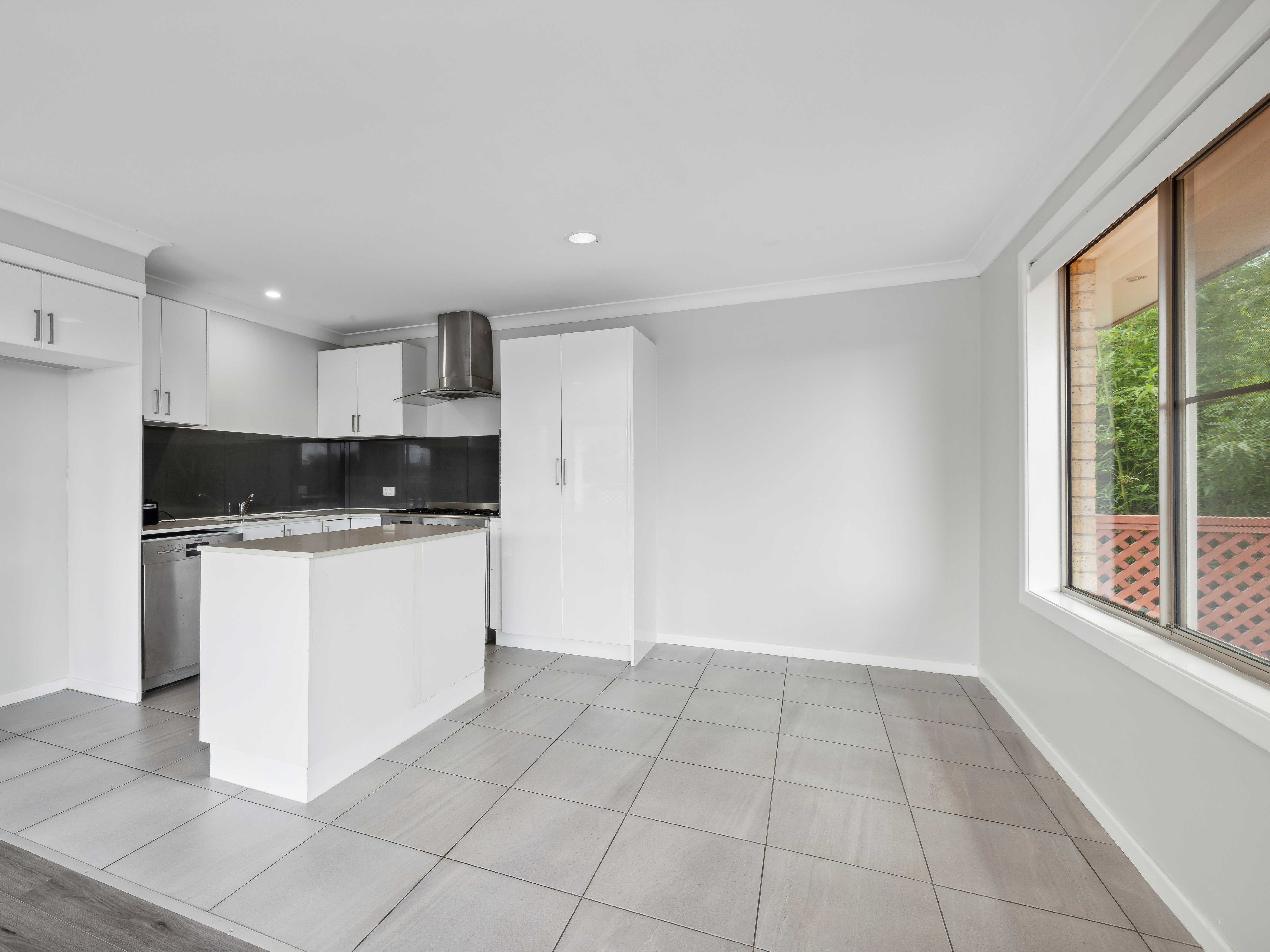 UNIT 3 15 BRUNSWICK AV, Coffs Harbour, North Coast, 0 Kuwarto, 0 Banyo, Townhouse