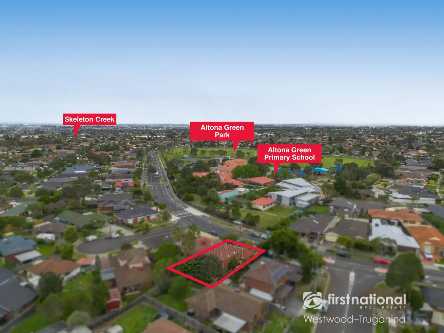 215 VICTORIA ST, Altona Meadows, South West Melbourne, 0 कमरे, 0 बाथरूम, House