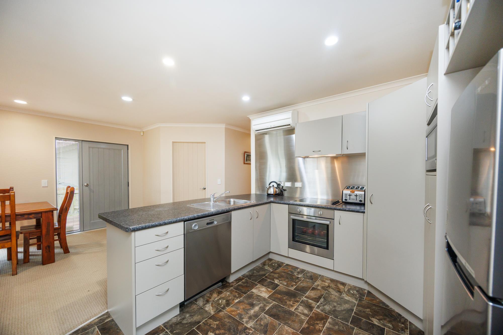 10 Ouse Street, Rongotea, Manawatu, 4 ห้องนอน, 2 ห้องน้ำ, House