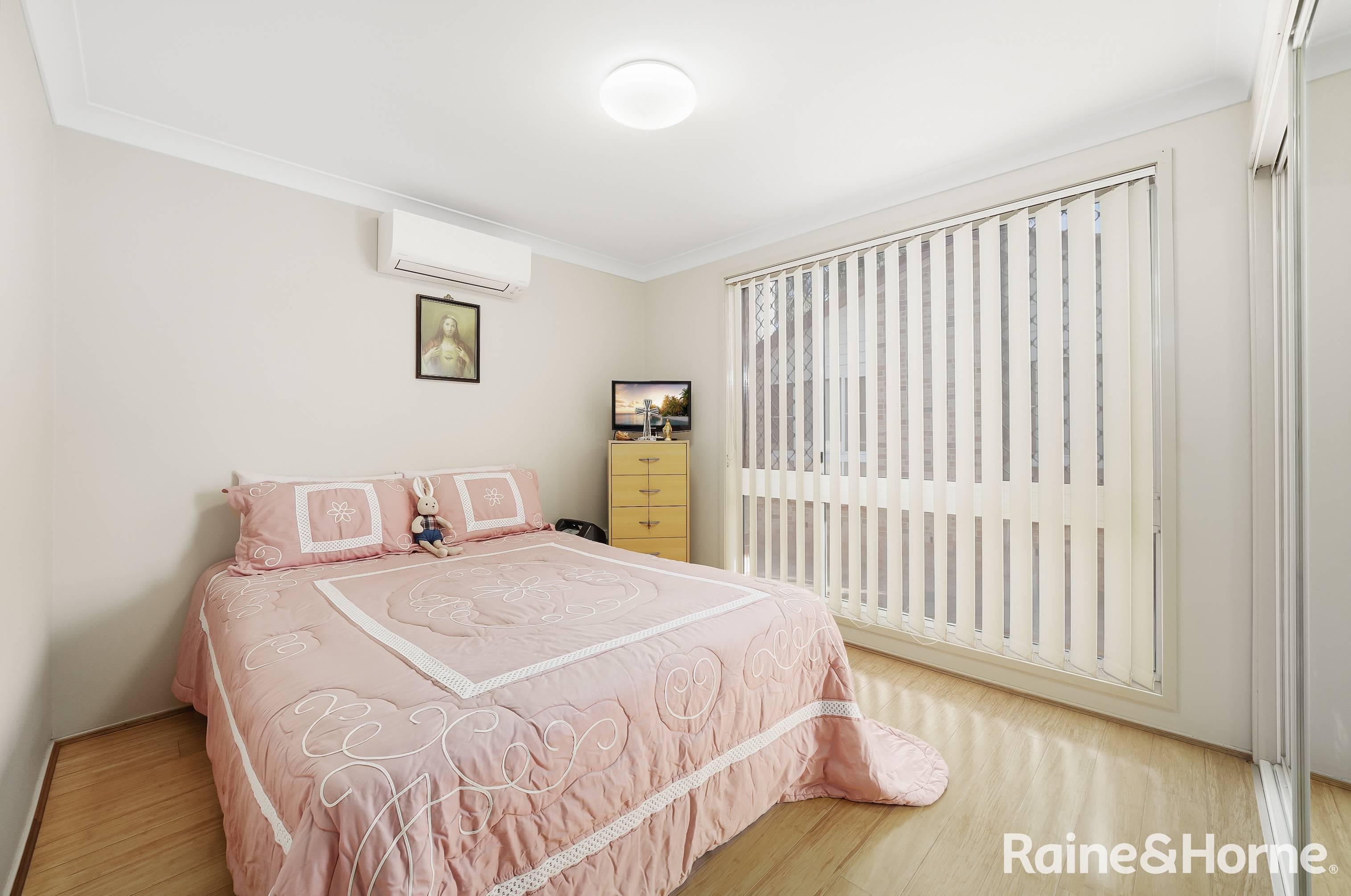 UNIT 4 2 EDWARD ST, Macquarie Fields, Macarthur Region, 0房, 0浴, House