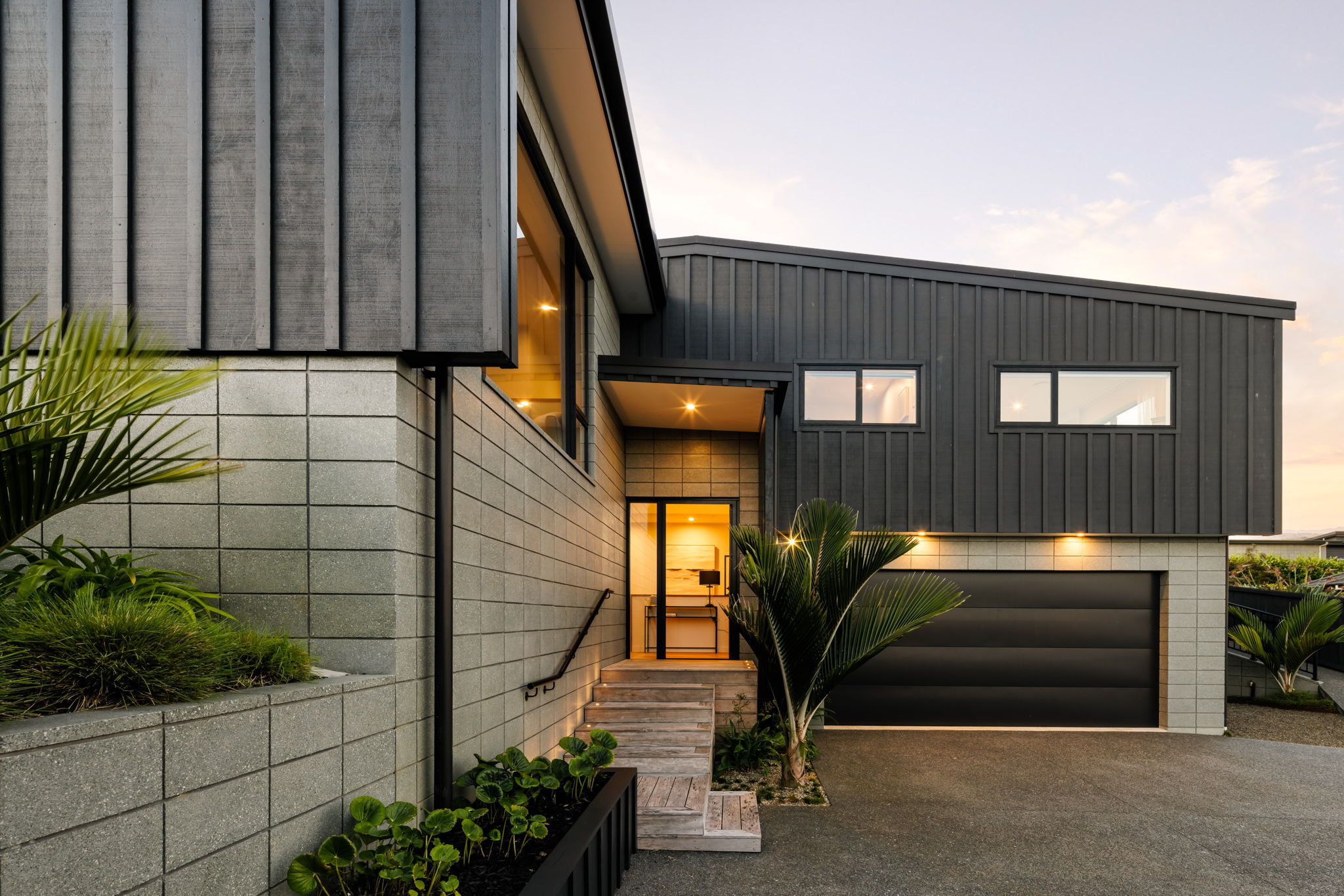 13 Evergreen Rise, Grandview Heights