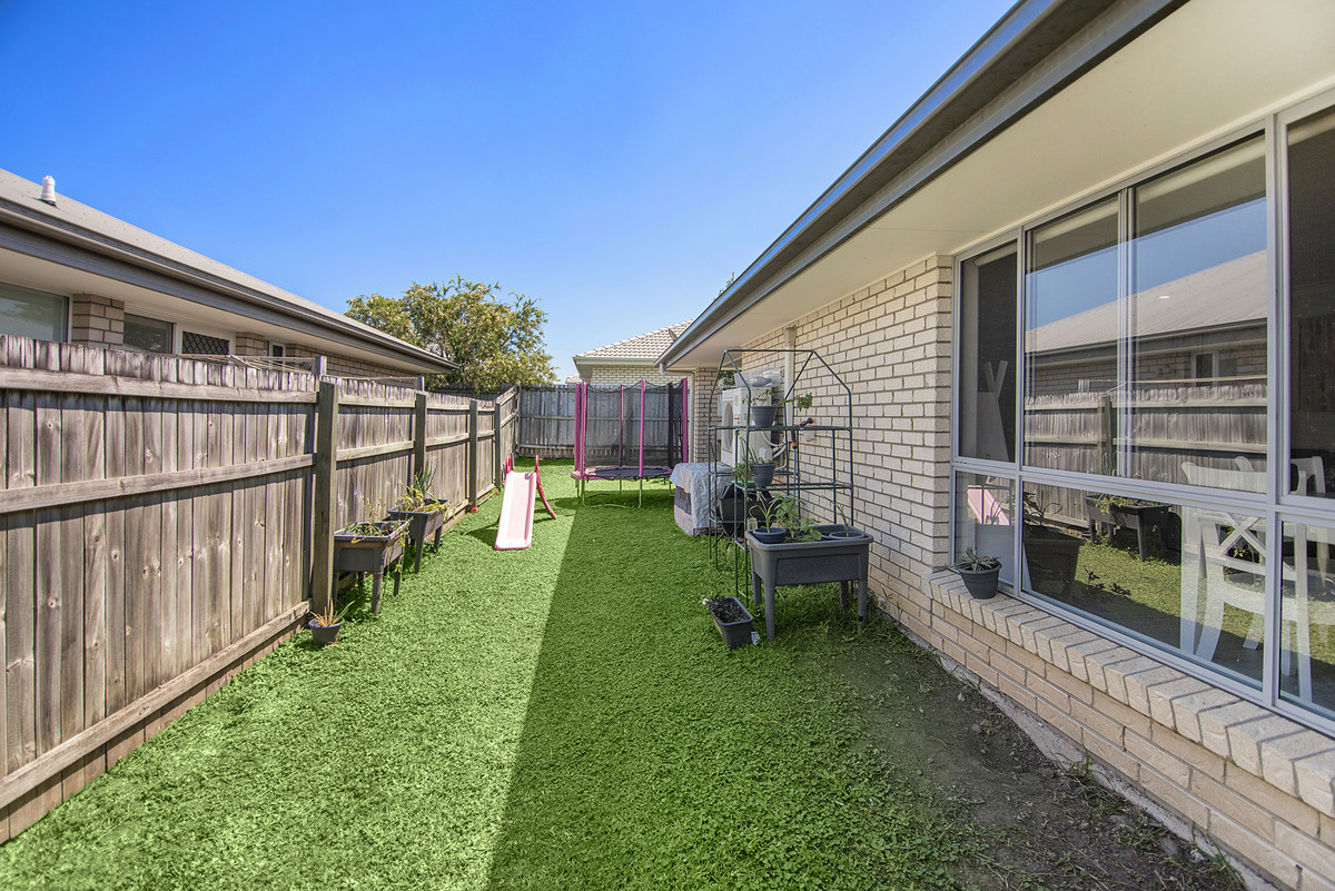 76 DIXON DR, PIMPAMA QLD 4209, 0 Bedrooms, 0 Bathrooms, House