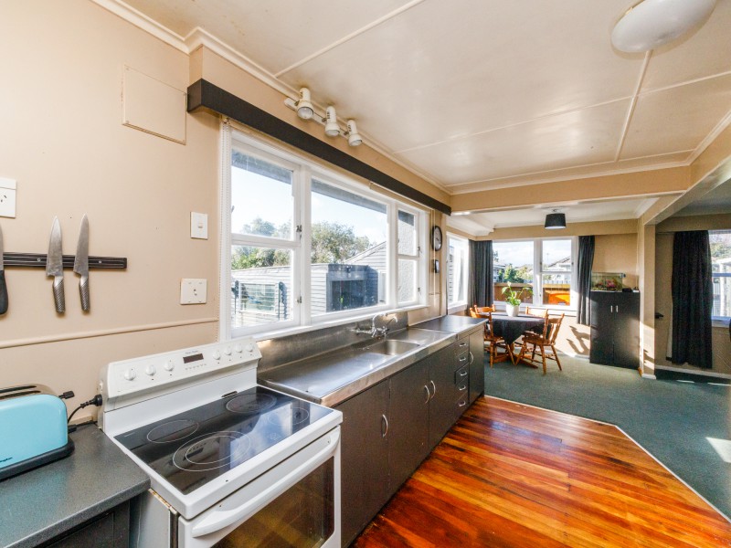 633 Featherston Street, Roslyn, Palmerston North City, 3 Bedrooms, 1 Bathrooms