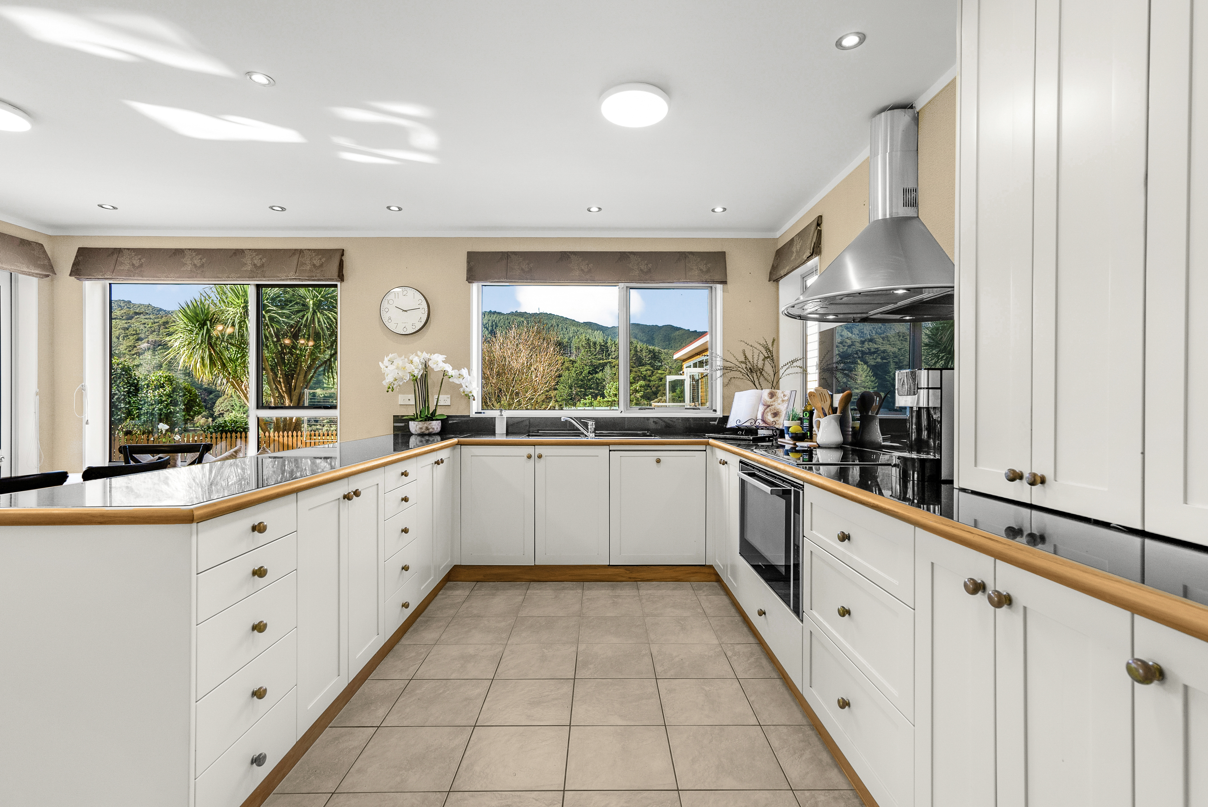 107 Crowther Road, Wainuiomata, Lower Hutt, 5 Kuwarto, 0 Banyo, Lifestyle Property