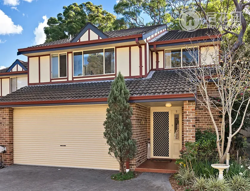 Unit 5/2 WOLLYBUTT ROAD, ENGADINE, 0房, 0浴, Townhouse