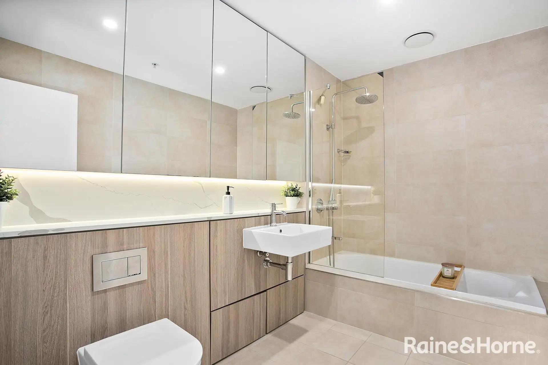 UNIT 704 1 KYLE ST, Arncliffe, South Western Suburbs, 0 कमरे, 0 बाथरूम, Unit