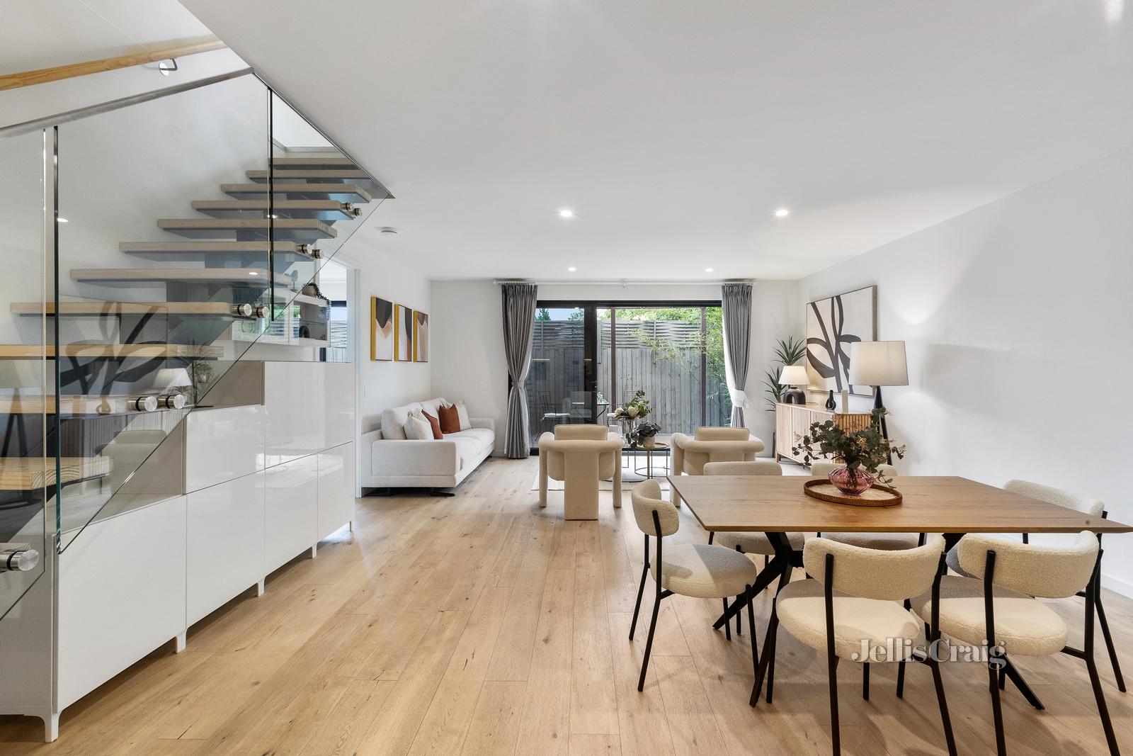 UNIT 3 1 CLAIRE ST, Mckinnon, Bayside, 0房, 0浴, Townhouse