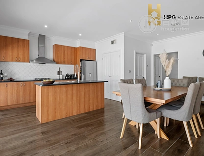 Unit 1/74 RUTHERGLEN CRESCENT, GOWANBRAE, 3 침실, 2 욕실, Townhouse